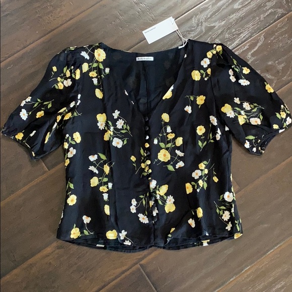 Reformation Tops - Reformation Eliana Floral Top sz L NWT